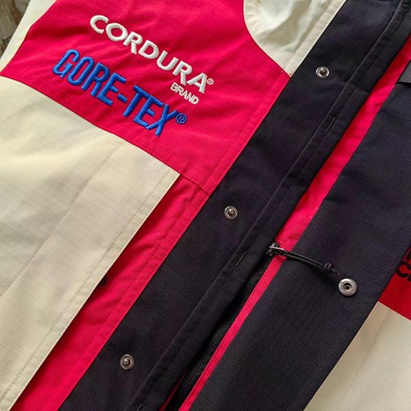 《大人気》シュプリーム×ノースフェイス GORE-TEX 偽物 ジャケット注目商品 Nom77455